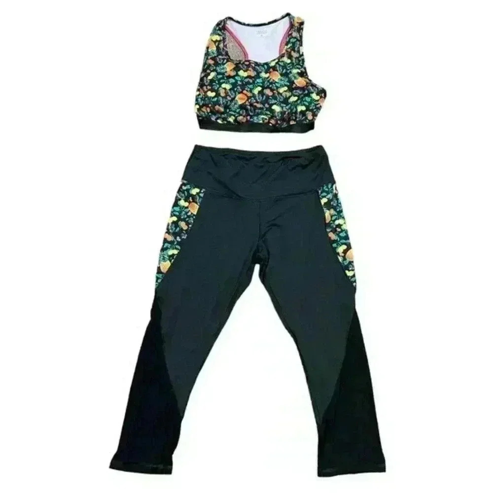 Zelos‎ Sports Bra and Leggings Outfit